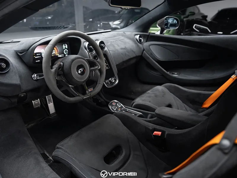 McLaren 600LT — фото 10