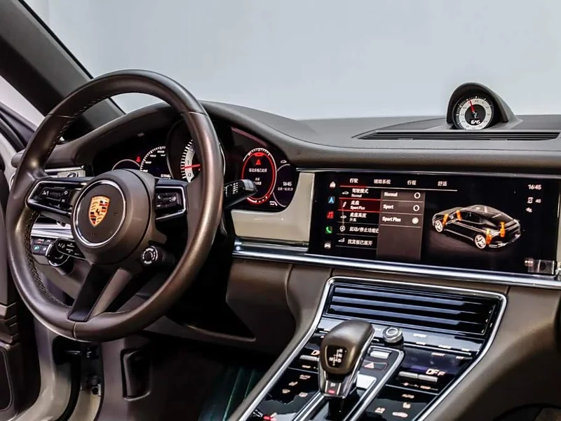 Porsche Panamera — фото 10