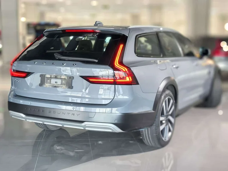 Volvo V90 — фото 4