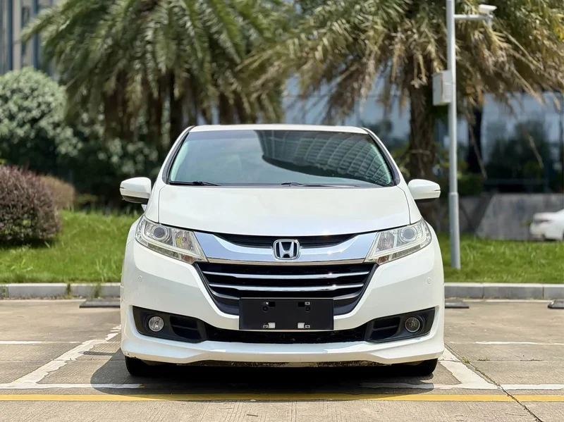 Honda Odyssey — фото 2