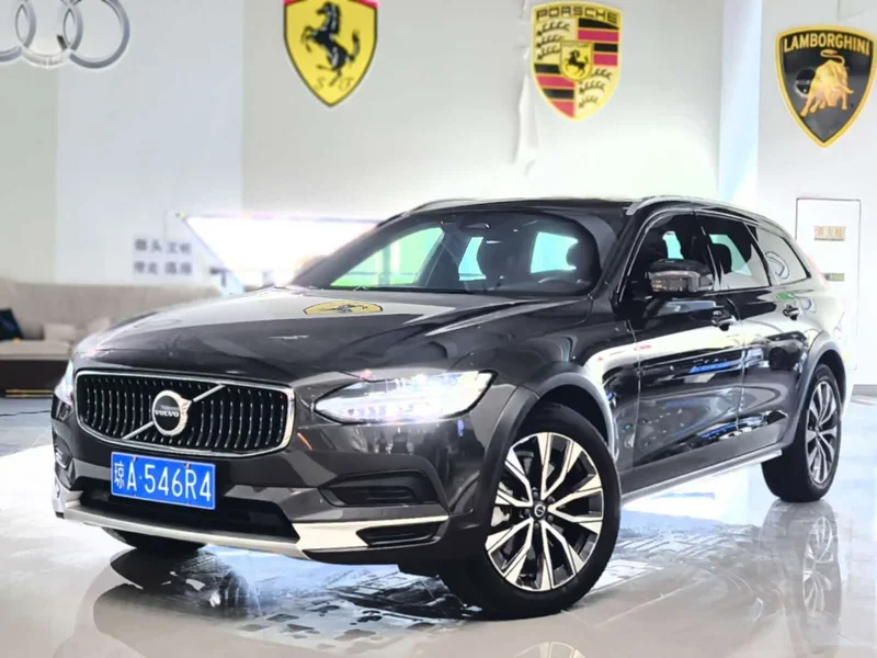 Volvo V90 — фото 1