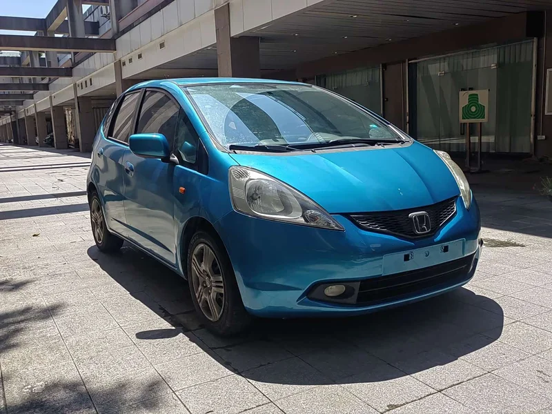 Honda Fit — фото 3