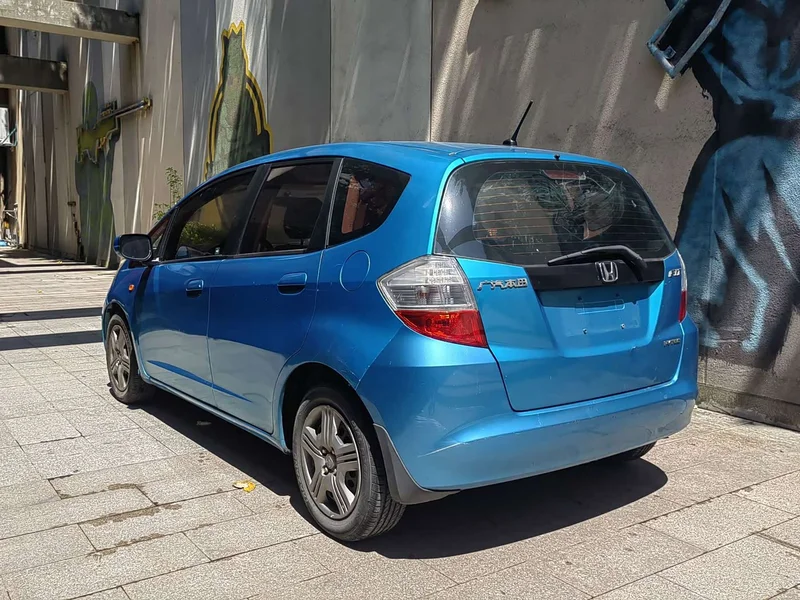 Honda Fit — фото 5