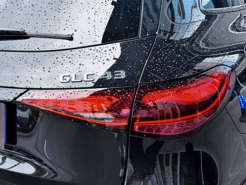 Mercedes-Benz GLC AMG — фото 7