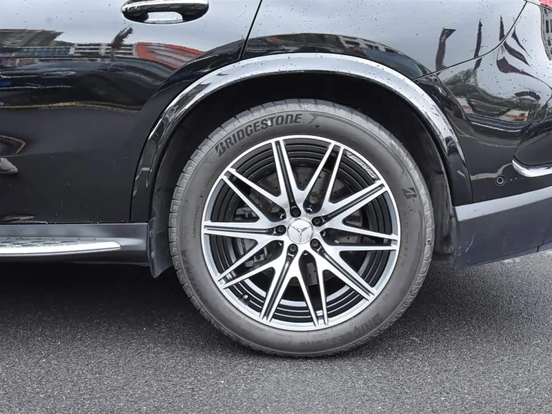 Mercedes-Benz GLC AMG — фото 8