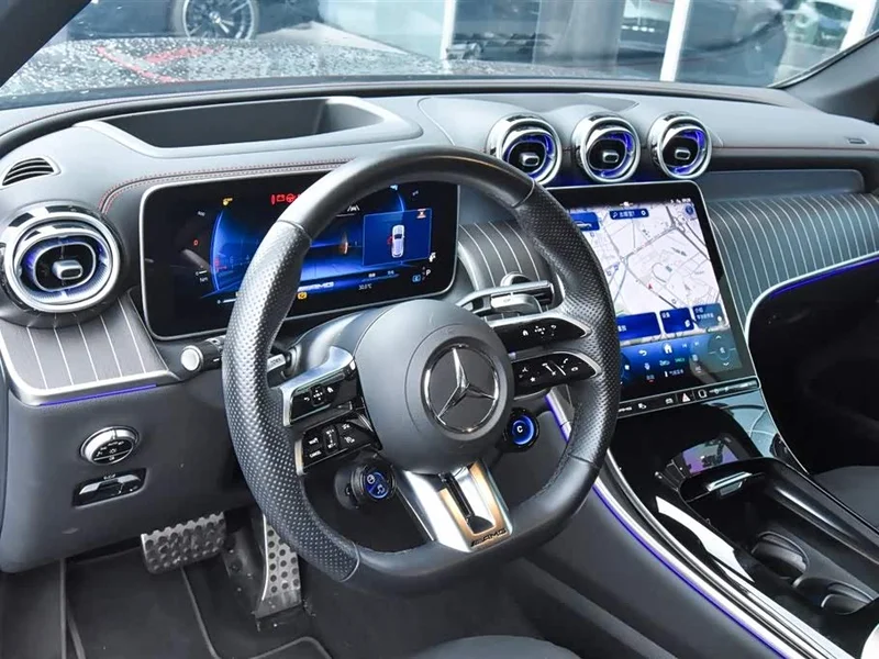 Mercedes-Benz GLC AMG — фото 10