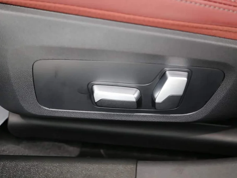 BMW 3-Series — фото 12