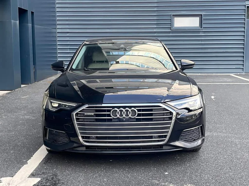Audi A6L — фото 2