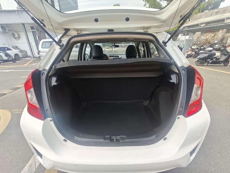 Honda Fit — фото 16