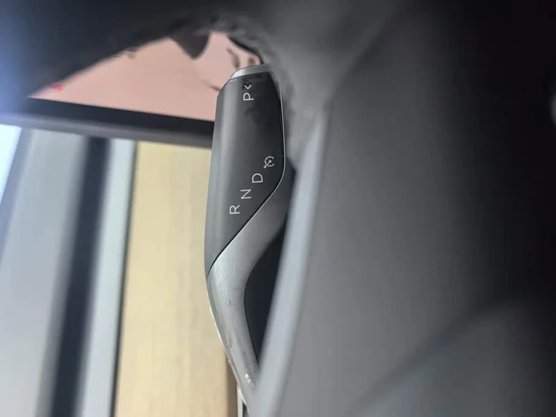 Tesla Model 3 — фото 16
