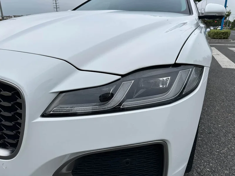 Jaguar XFL — фото 10