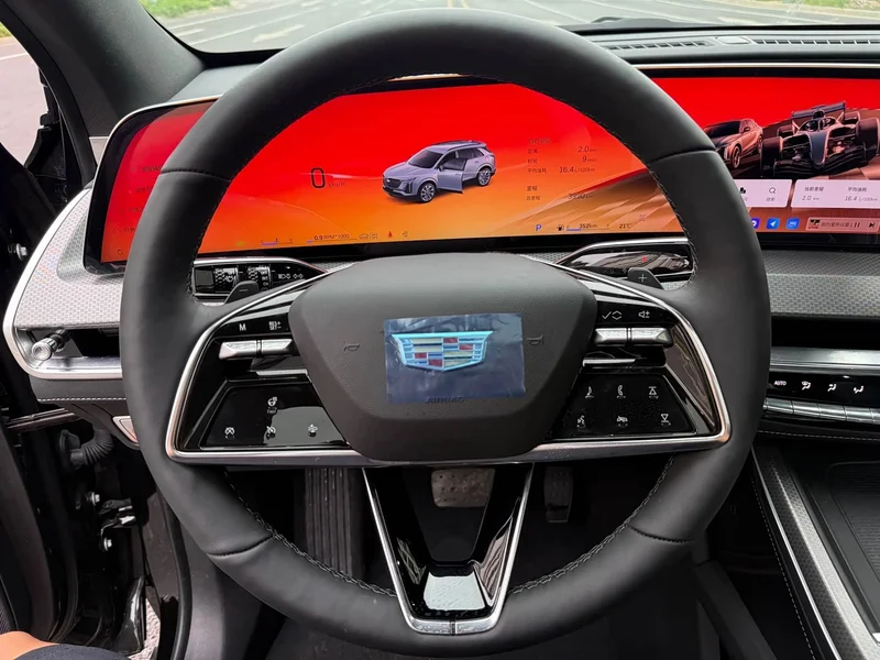 Cadillac XT5 — фото 6