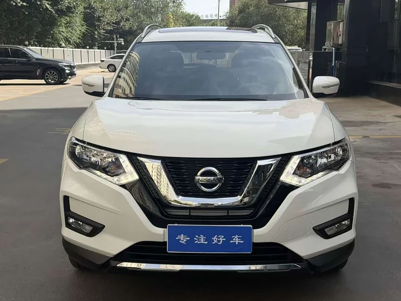 Nissan X-Trail — фото 2