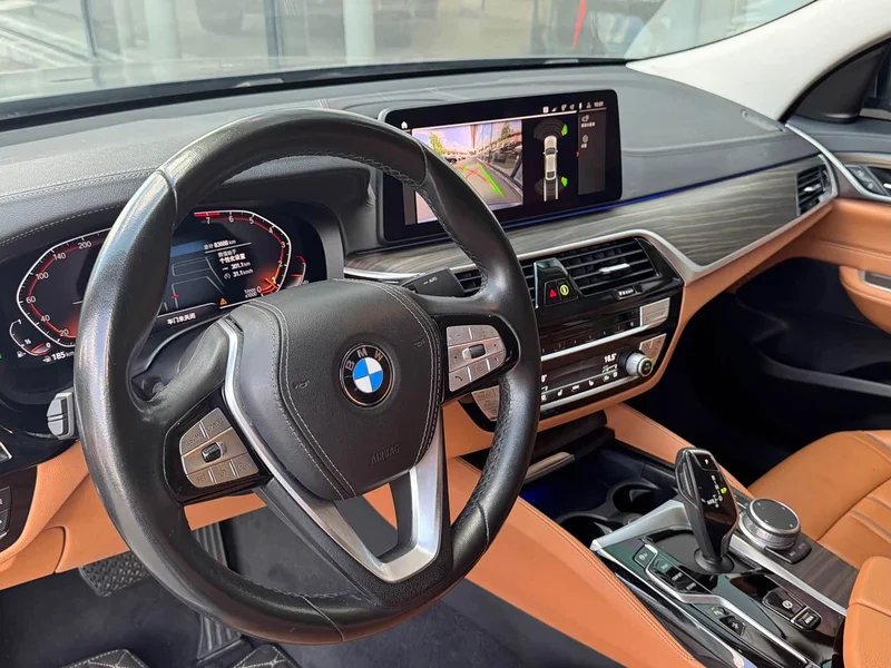 BMW 6 Series GT — фото 12