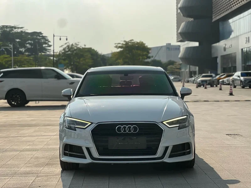 Audi A3 — фото 2