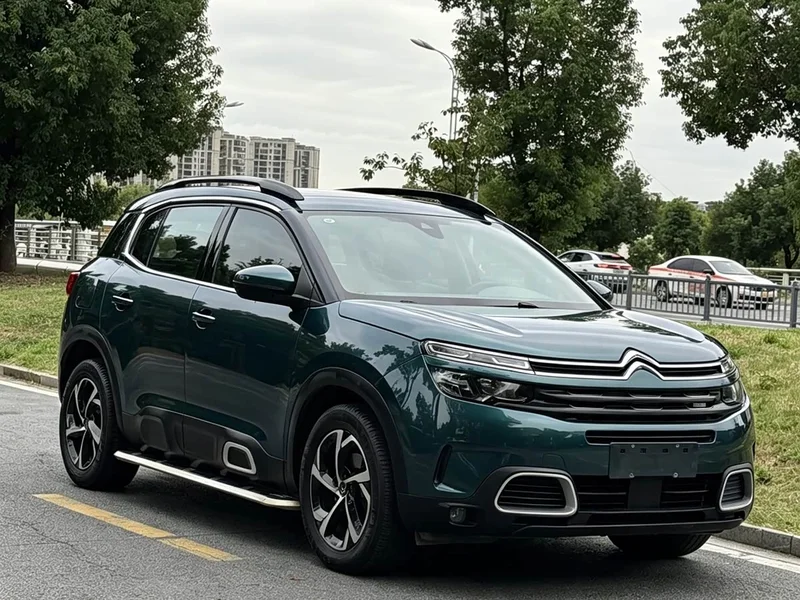 Peugeot C5 Aircross — фото 3