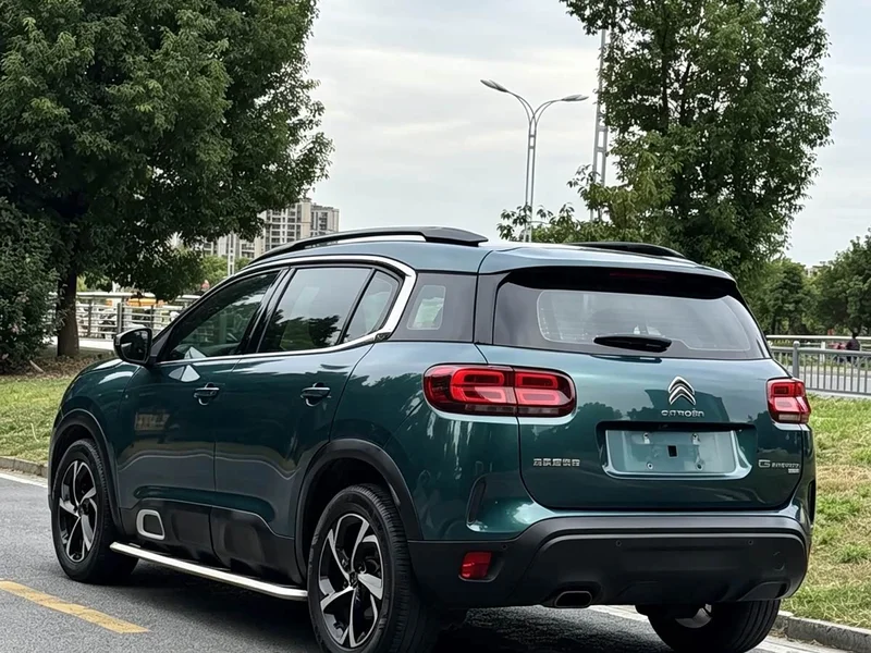 Peugeot C5 Aircross — фото 4