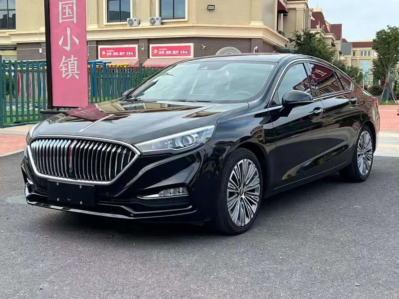Hongqi H5 — фото 1