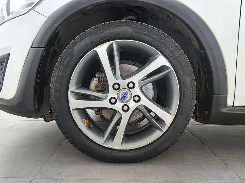 Volvo C30 — фото 17
