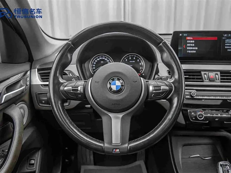 BMW X1 — фото 17