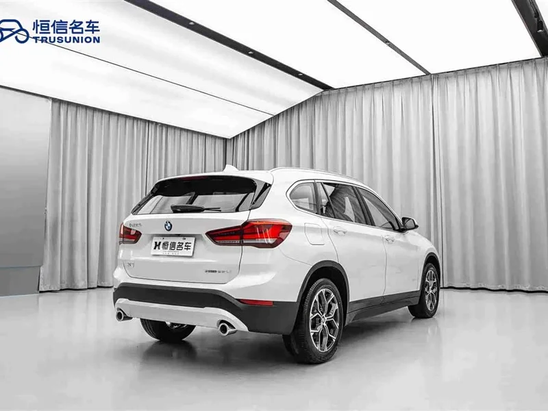 BMW X1 — фото 5