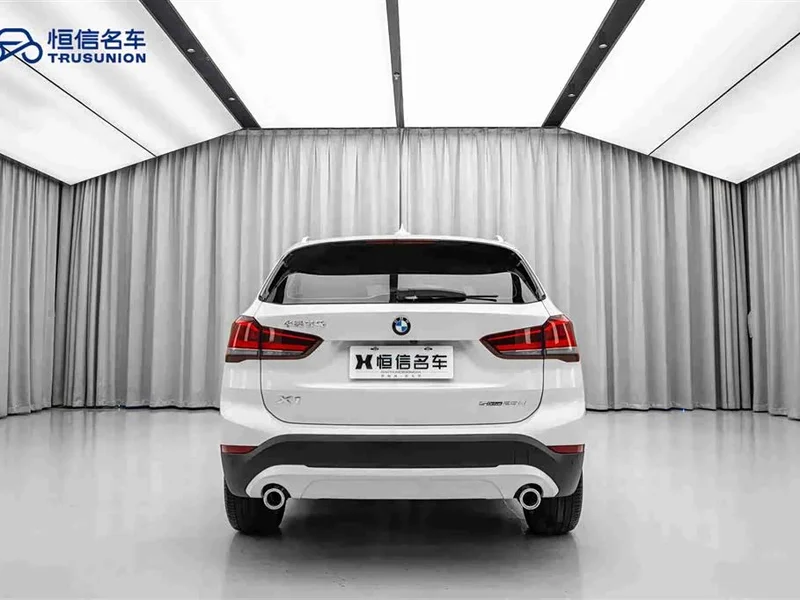 BMW X1 — фото 6