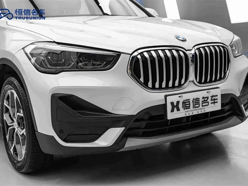 BMW X1 — фото 9