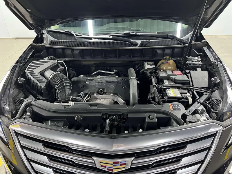 Cadillac XT5 — фото 17