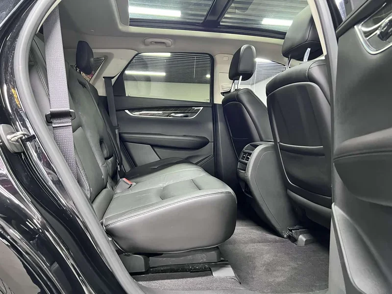 Cadillac XT5 — фото 10