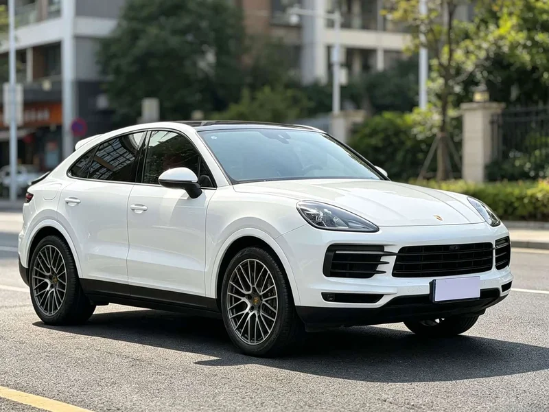 Porsche Cayenne — фото 3