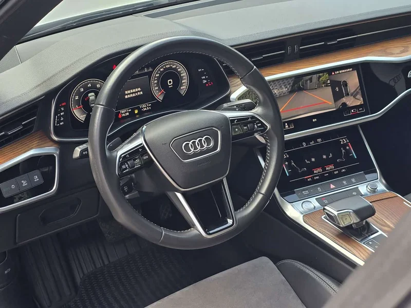 Audi A6L — фото 20