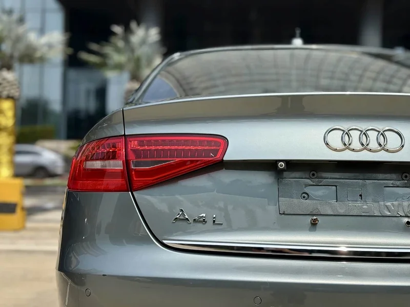 Audi A4L — фото 17