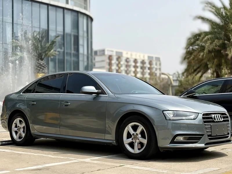 Audi A4L — фото 3