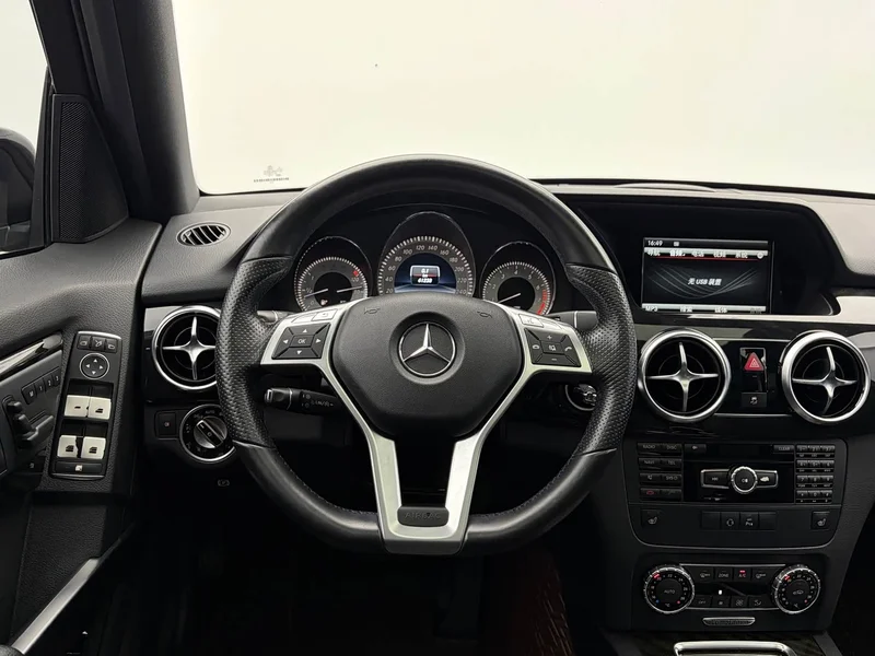 Mercedes-Benz GLK-Class — фото 16