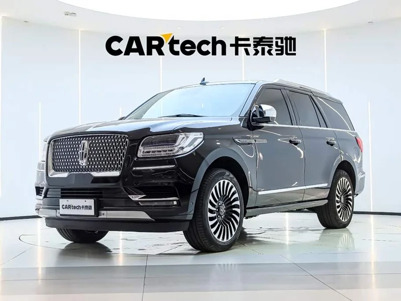 Lincoln Navigator — фото 1