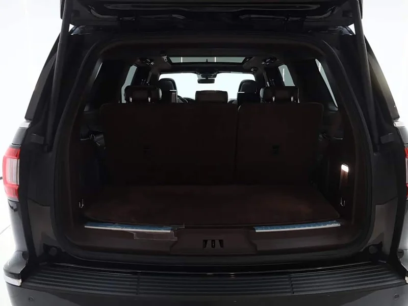 Lincoln Navigator — фото 10