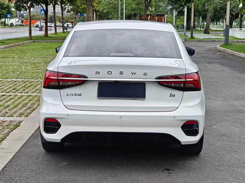 Roewe i5 — фото 11