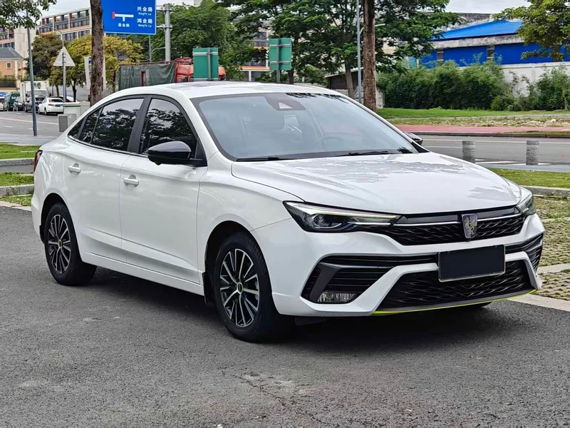 Roewe i5 — фото 3