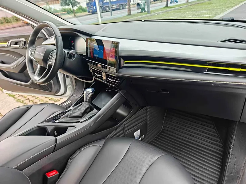 Roewe i5 — фото 7