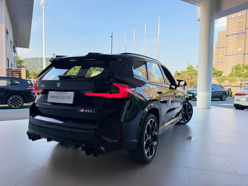 BMW X1 M35Li — фото 5
