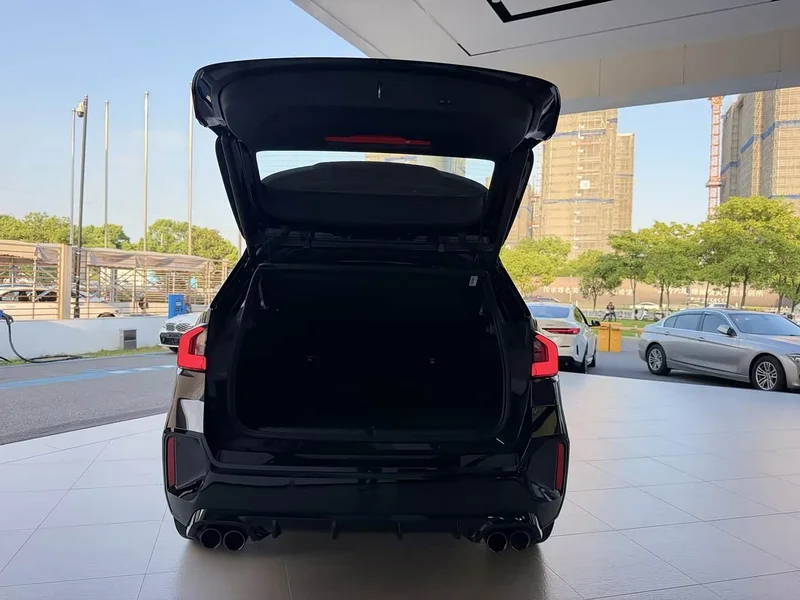 BMW X1 M35Li — фото 7