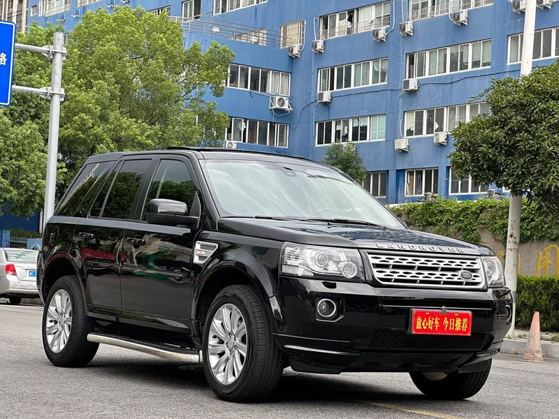 Land Rover Freelander 2 — фото 1