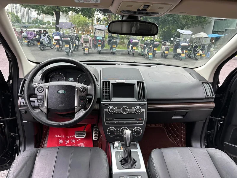Land Rover Freelander 2 — фото 15