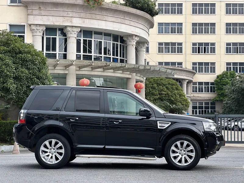 Land Rover Freelander 2 — фото 8