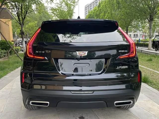 Cadillac XT4 — фото 3