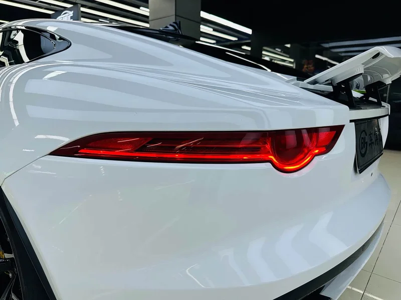 Jaguar F-TYPE — фото 17