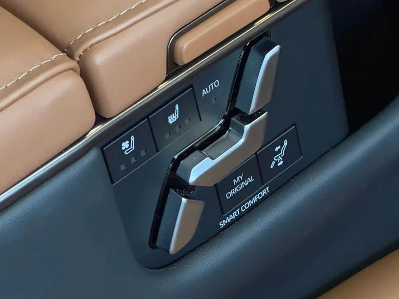 Toyota Vellfire — фото 18