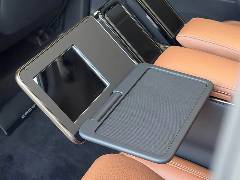 Toyota Vellfire — фото 23
