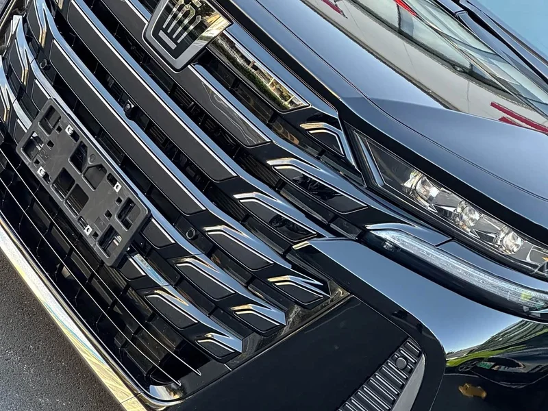 Toyota Vellfire — фото 24