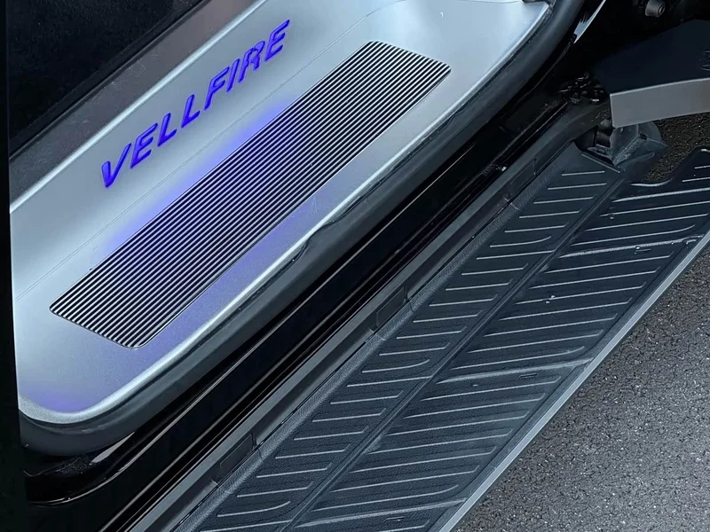 Toyota Vellfire — фото 26